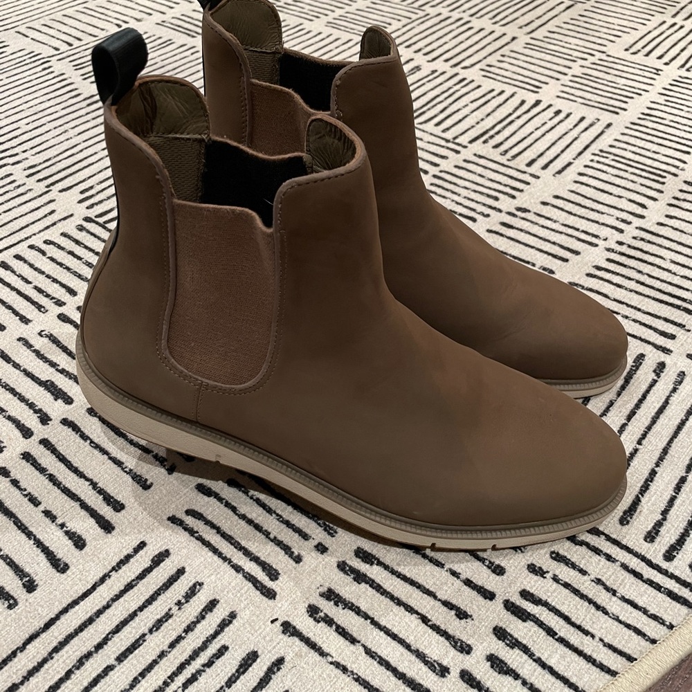 Swims Motion Chelsea Boot - Like New